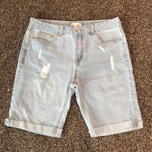 Stevie Hender Light Wash Denim Shorts M